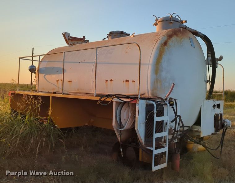 image for item MY9951 Vacuum tank bed