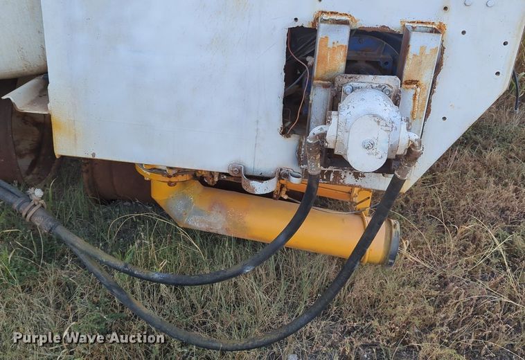 image for item MY9951 Vacuum tank bed