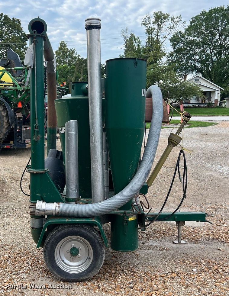 image for item NA9088 Conveyair Ultima 6  grain vacuum