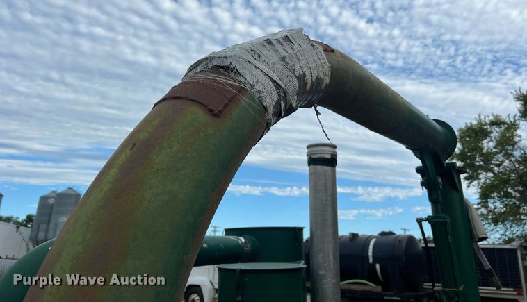 image for item NA9088 Conveyair Ultima 6  grain vacuum