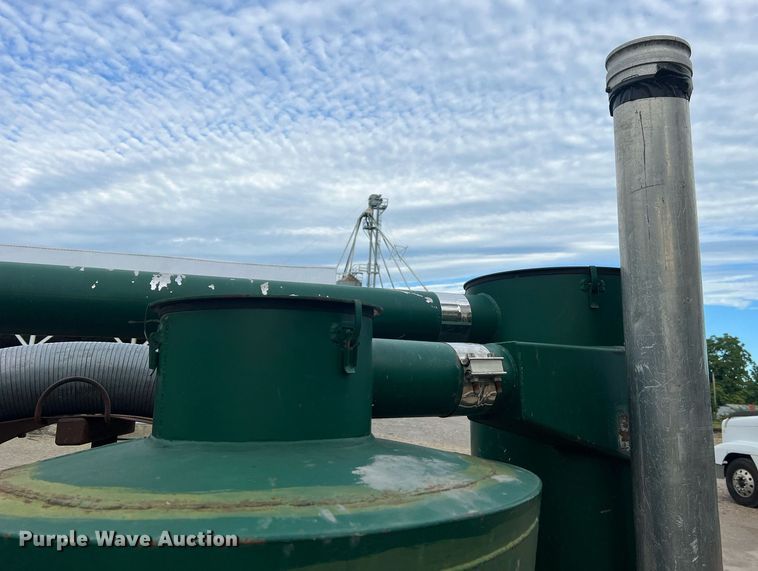 image for item NA9088 Conveyair Ultima 6  grain vacuum