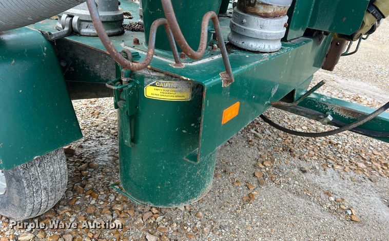 image for item NA9088 Conveyair Ultima 6  grain vacuum