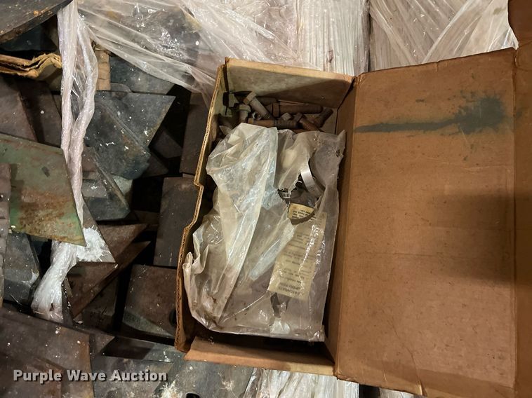 image for item NA9094 (2) pallets of applicator bar parts