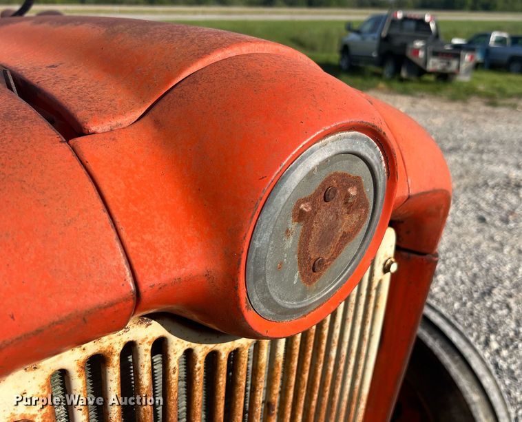 image for item NA9109 Ford 601 Workmaster  tractor