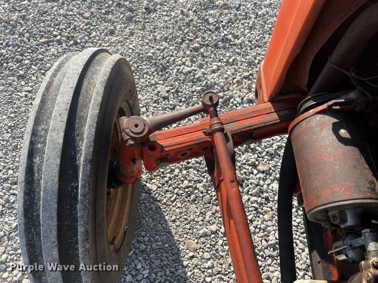 image for item NA9109 Ford 601 Workmaster  tractor