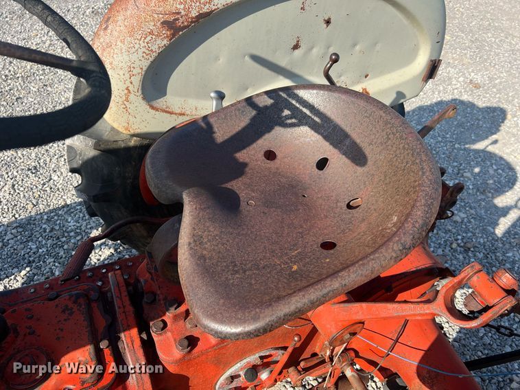 image for item NA9109 Ford 601 Workmaster  tractor