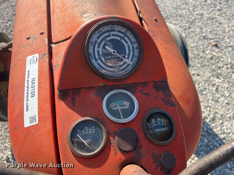 image for item NA9109 Ford 601 Workmaster  tractor