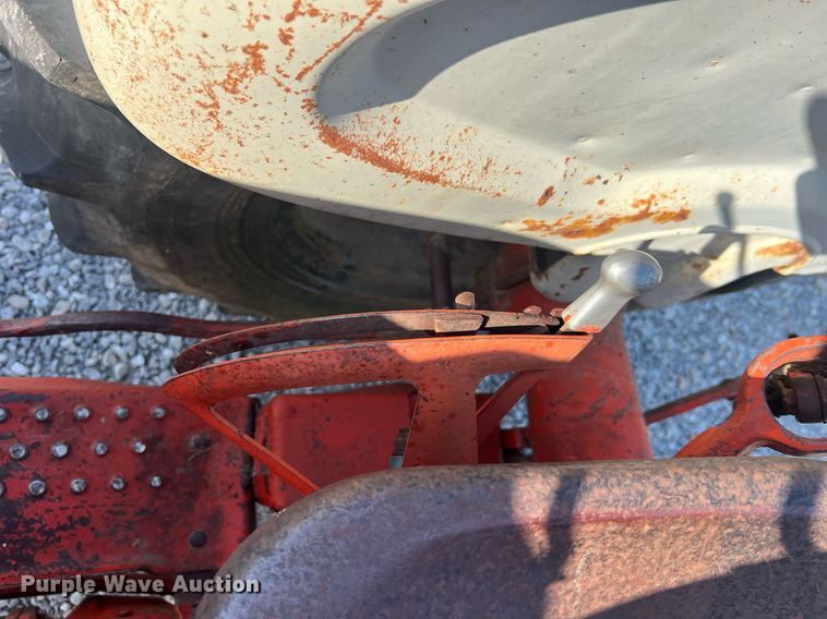 image for item NA9109 Ford 601 Workmaster  tractor