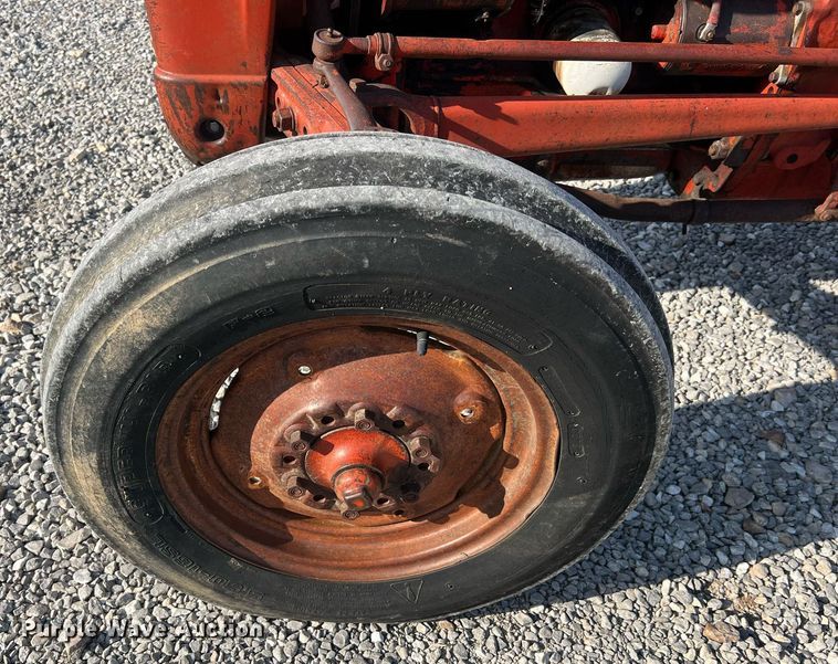 image for item NA9109 Ford 601 Workmaster  tractor