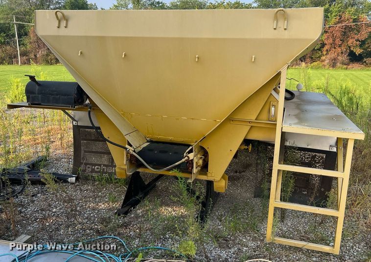 image for item NA9123 New Leader L2020  spreader bed