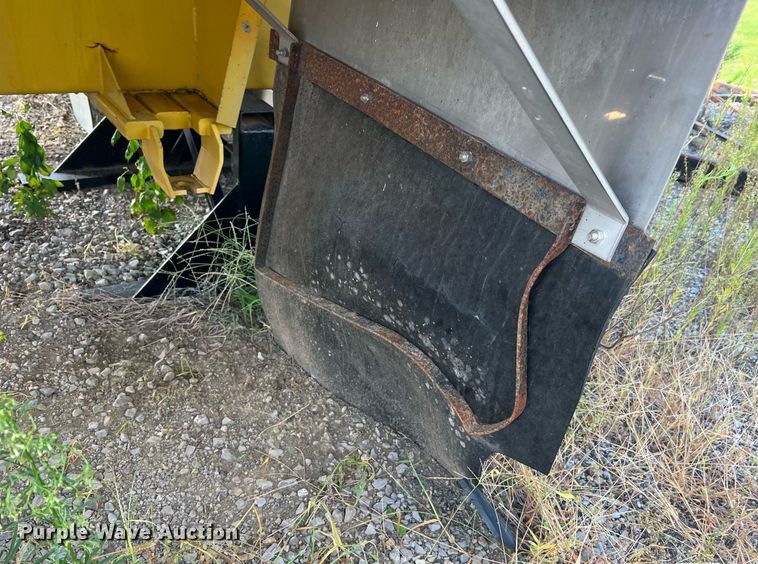 image for item NA9123 New Leader L2020  spreader bed