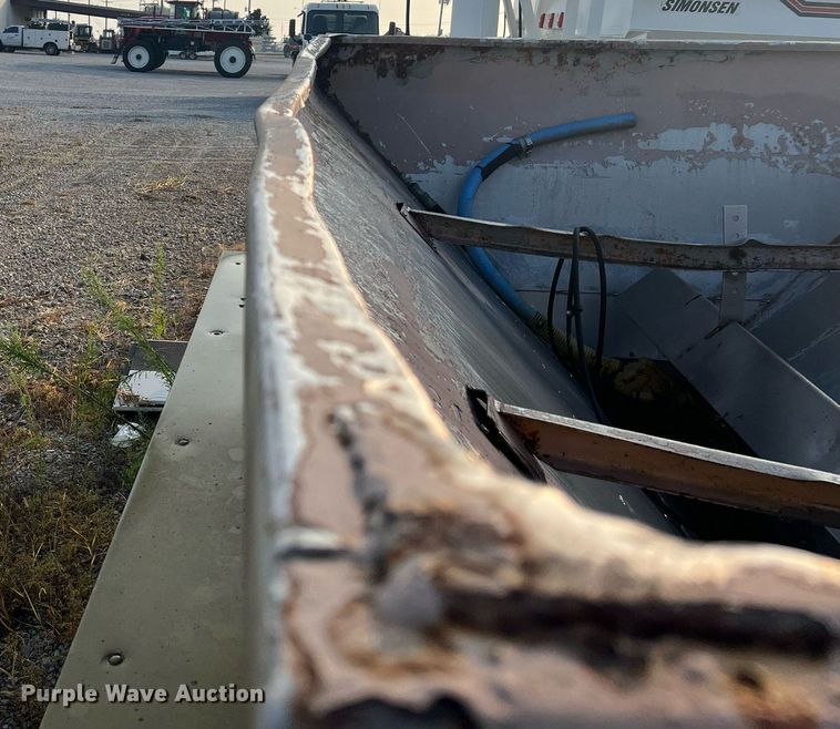 image for item NA9123 New Leader L2020  spreader bed