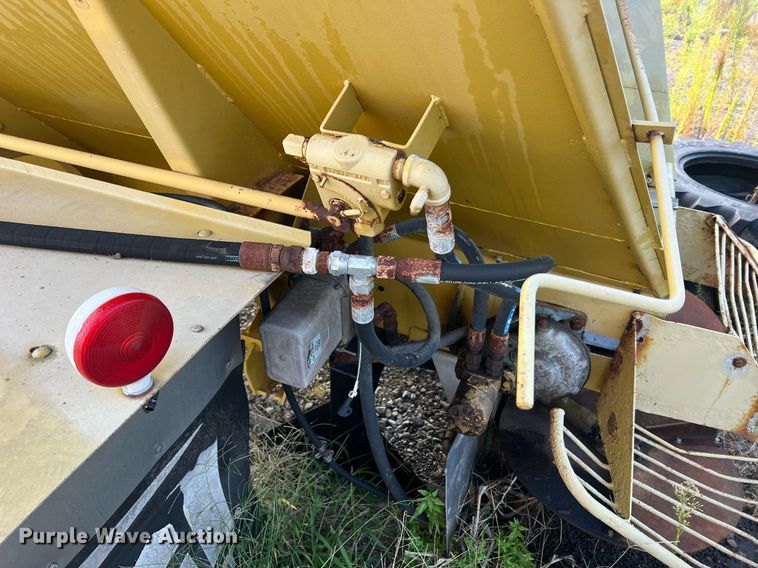 image for item NA9123 New Leader L2020  spreader bed