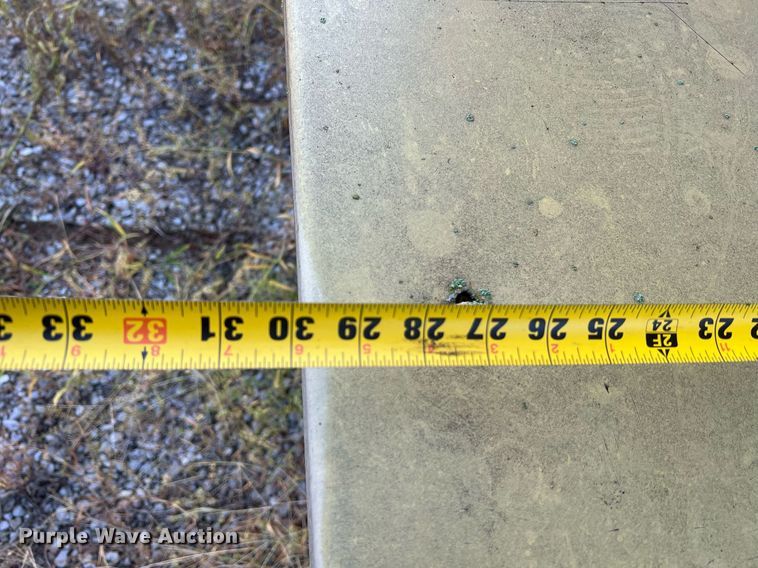 image for item NA9123 New Leader L2020  spreader bed