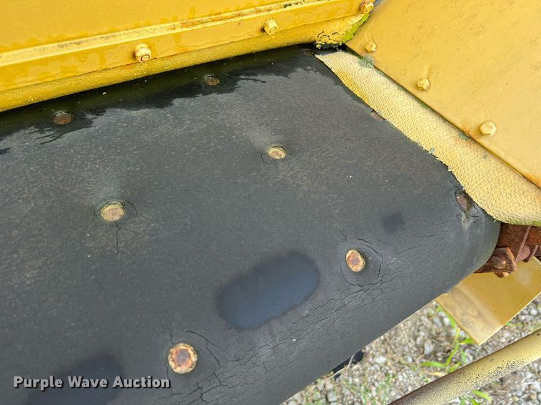 image for item NA9123 New Leader L2020  spreader bed