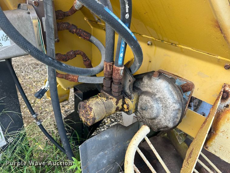 image for item NA9123 New Leader L2020  spreader bed