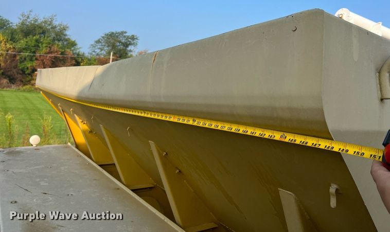 image for item NA9123 New Leader L2020  spreader bed