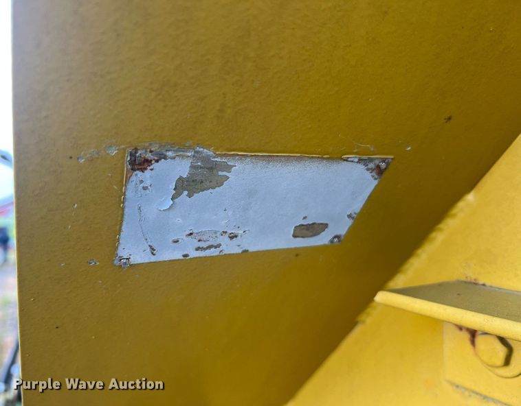 image for item NA9123 New Leader L2020  spreader bed