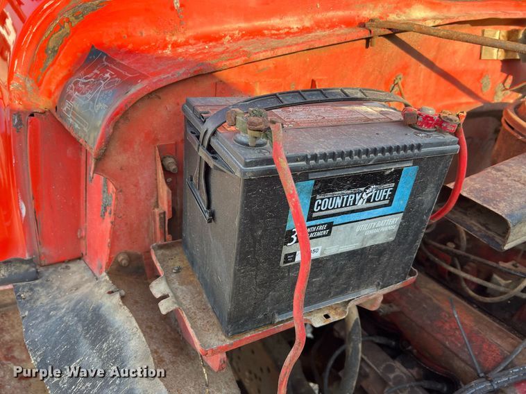 image for item NA9138 1976 International Loadstar 1600  grain truck