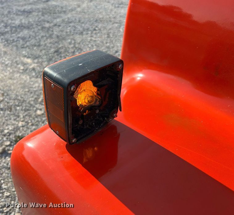 image for item NA9138 1976 International Loadstar 1600  grain truck