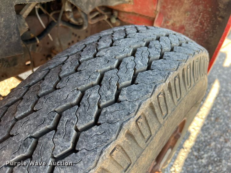 image for item NA9138 1976 International Loadstar 1600  grain truck