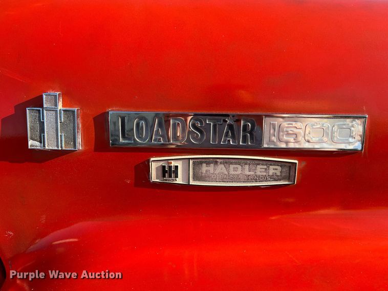 image for item NA9138 1976 International Loadstar 1600  grain truck