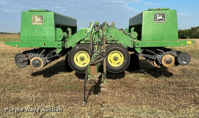 image for item NF9084 John Deere 455  grain drill