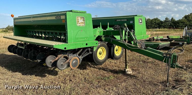 image for item NF9084 John Deere 455  grain drill