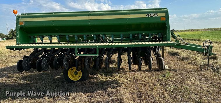 image for item NF9084 John Deere 455  grain drill