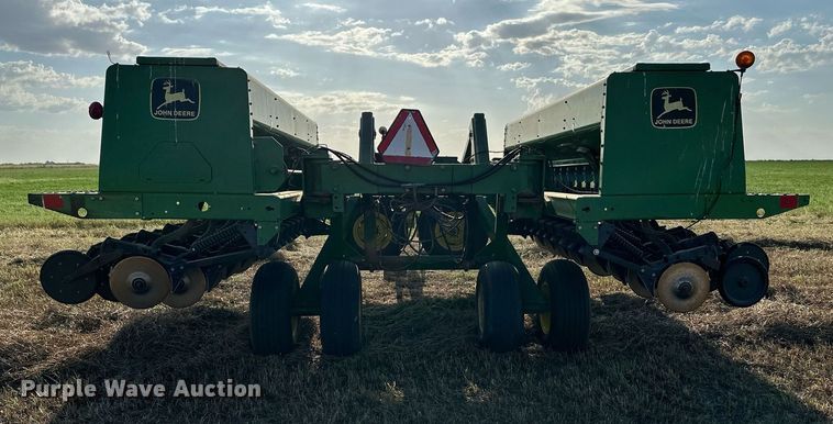 image for item NF9084 John Deere 455  grain drill