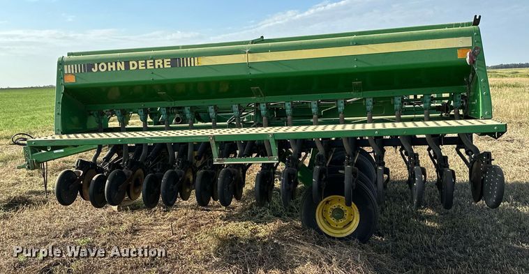 image for item NF9084 John Deere 455  grain drill