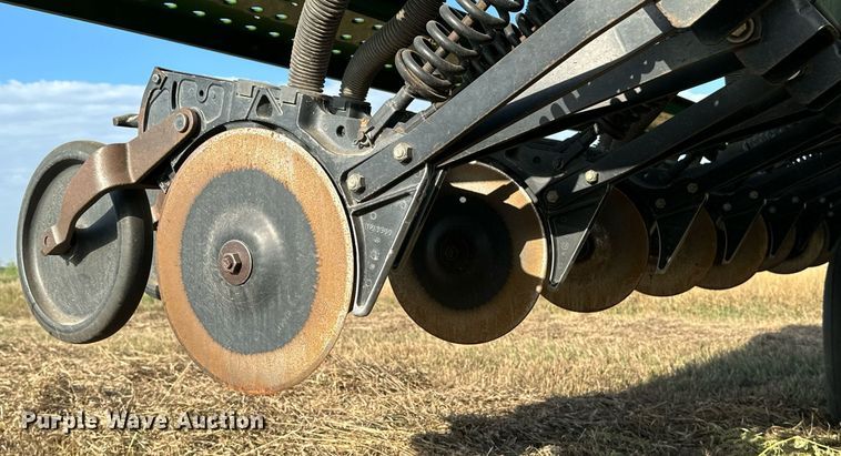 image for item NF9084 John Deere 455  grain drill