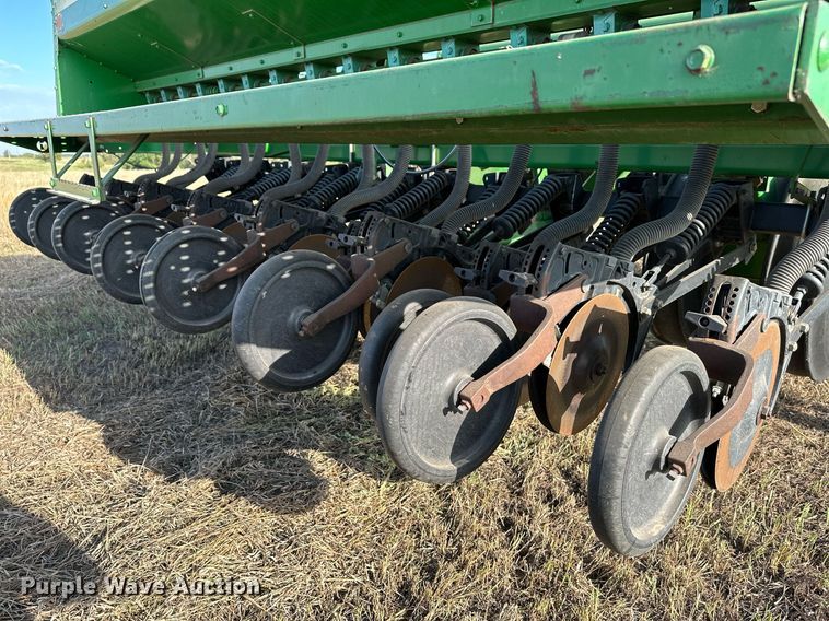 image for item NF9084 John Deere 455  grain drill