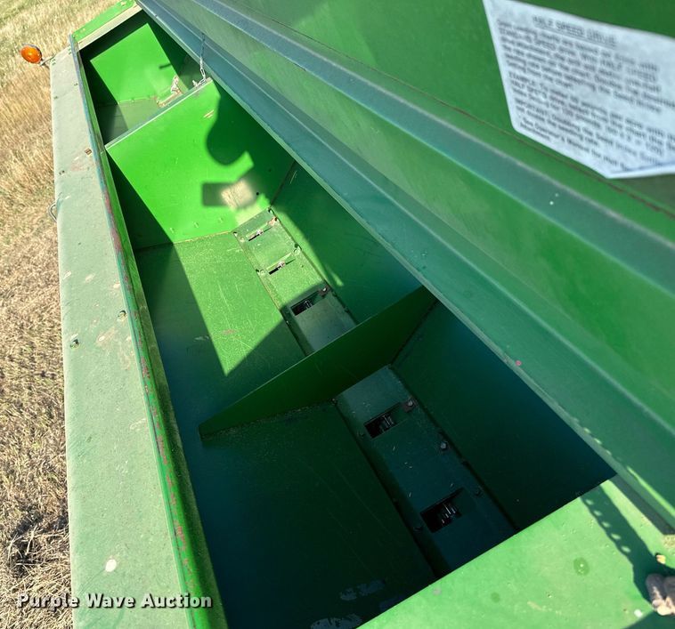 image for item NF9084 John Deere 455  grain drill