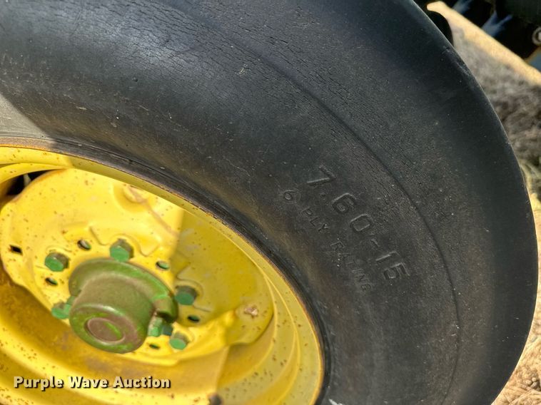 image for item NF9084 John Deere 455  grain drill