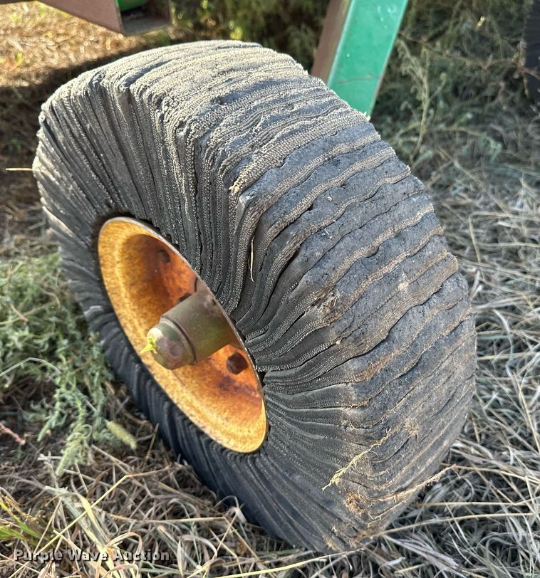 image for item NF9085 John Deere 1508  rotary mower