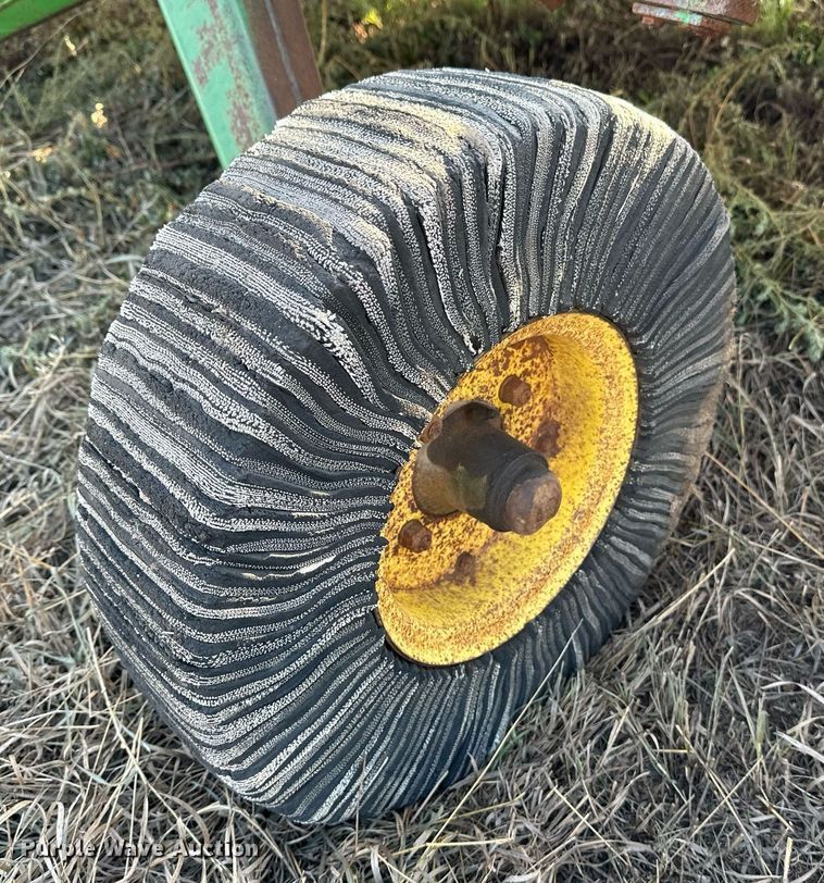 image for item NF9085 John Deere 1508  rotary mower