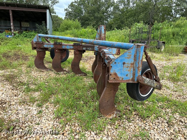 image for item NL9480 V-ripper