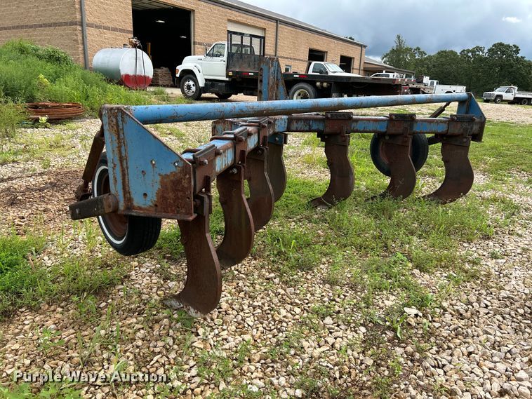 image for item NL9480 V-ripper