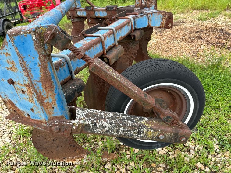 image for item NL9480 V-ripper