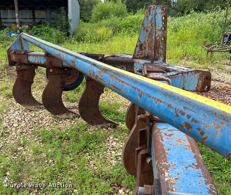 image for item NL9480 V-ripper