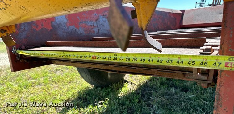 image for item NP9404 Kelly-Ryan  manure spreader