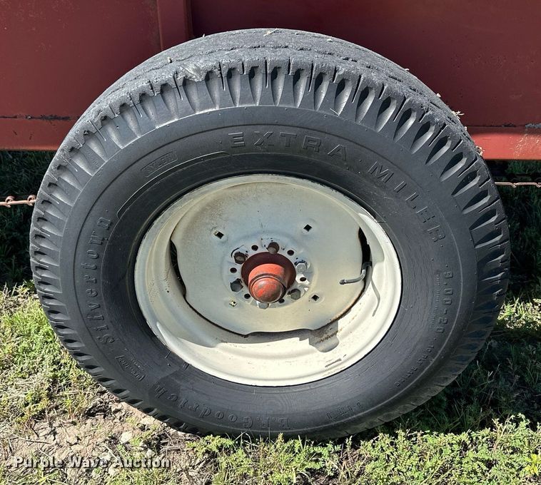 image for item NP9404 Kelly-Ryan  manure spreader