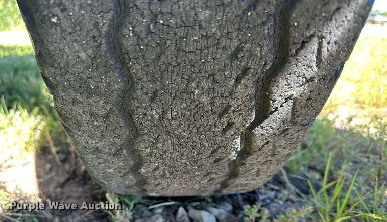 image for item NP9404 Kelly-Ryan  manure spreader