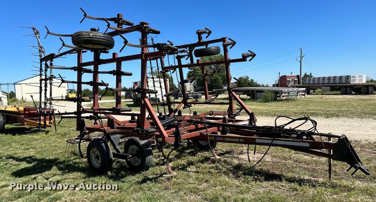 image for item NP9405 Kent 5323V  field cultivator