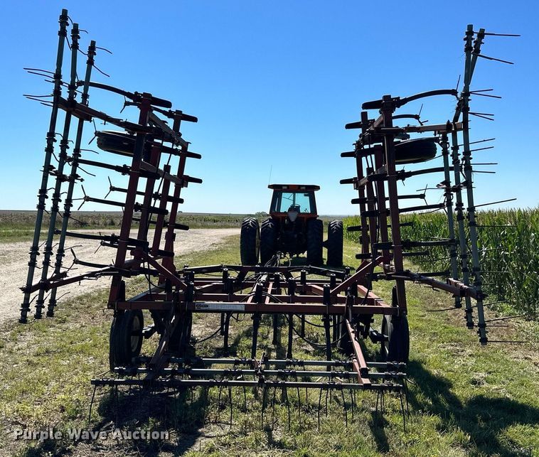 image for item NP9405 Kent 5323V  field cultivator