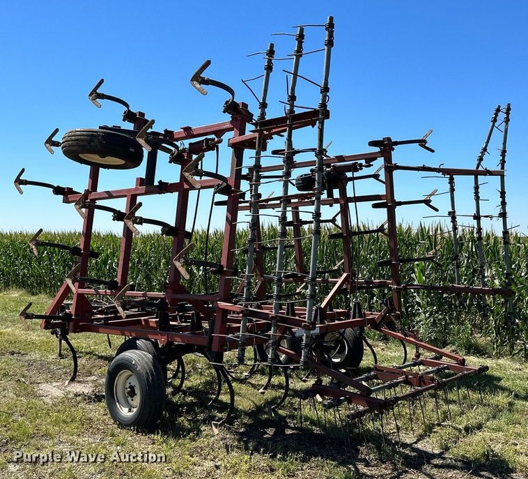 image for item NP9405 Kent 5323V  field cultivator