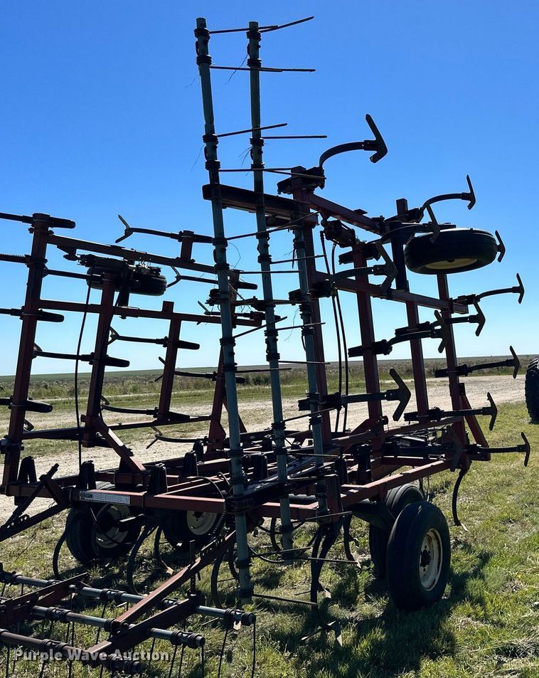 image for item NP9405 Kent 5323V  field cultivator