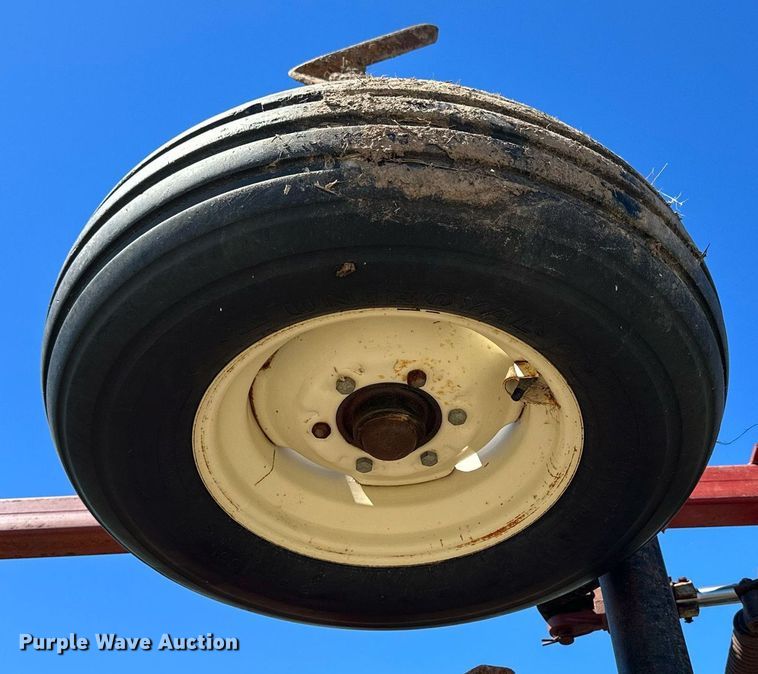 image for item NP9405 Kent 5323V  field cultivator