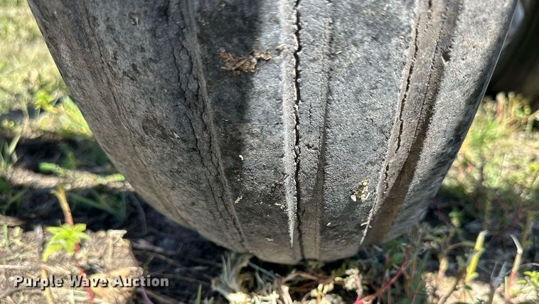 image for item NP9405 Kent 5323V  field cultivator